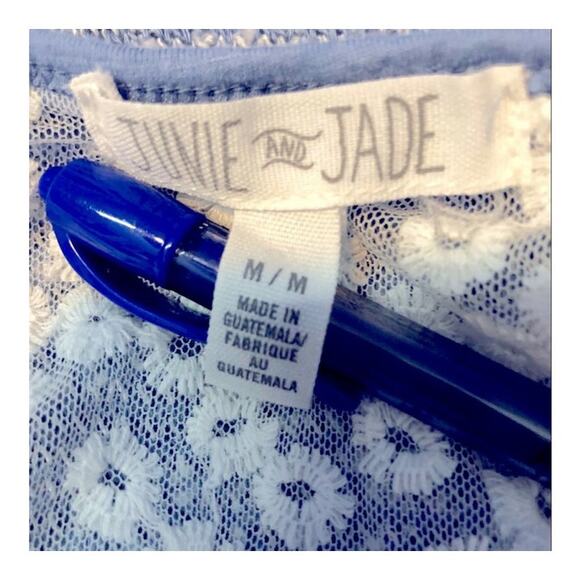 Junie and Jade Lightweight Popcorn Lace Detailed Light Blue Sweater Size Medium - Picture 11 of 16